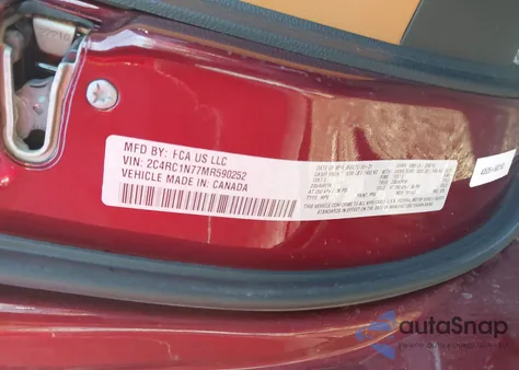 2021 Chrysler Pacifica Hybrid Pinnacle z USA, uszkodzony, nr VIN 2C4RC1N77MR590252